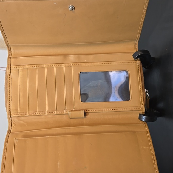 Vintage Coach Brown Leather Wallet - Picture 4 of 12